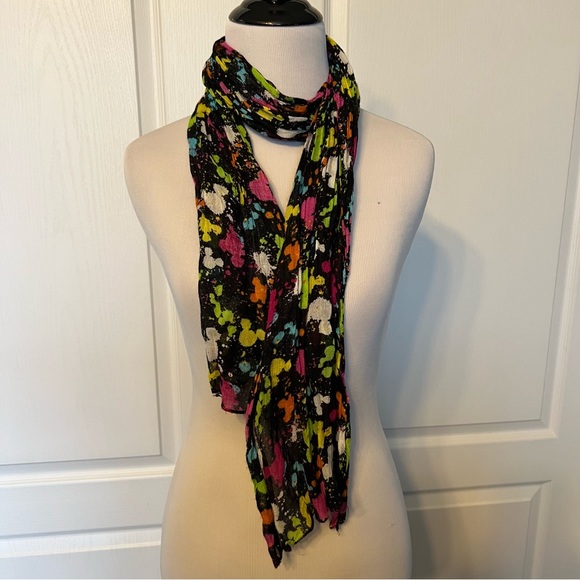 DisneyMickey paint splat scarf - Picture 3 of 3